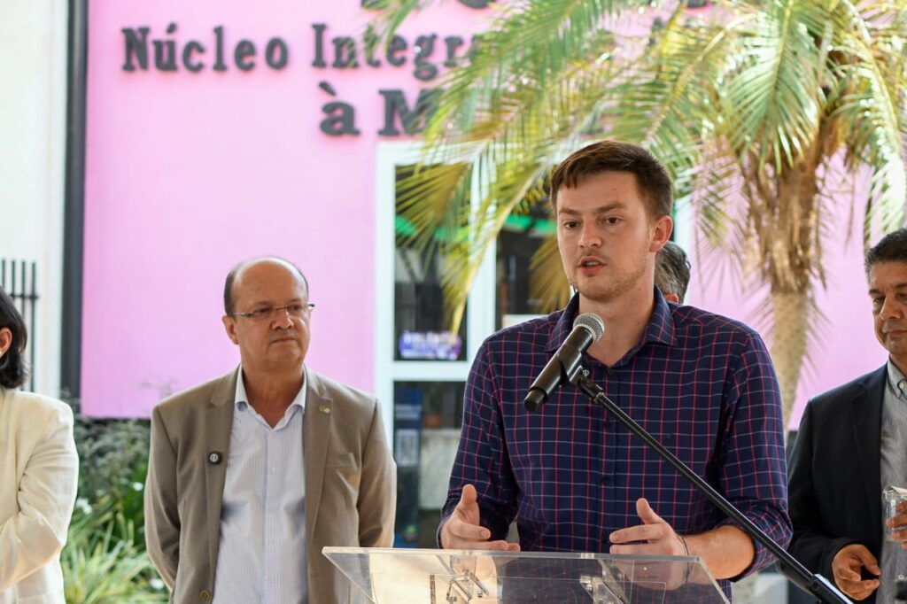 Governo reforça segurança e acolhimento com 1ª delegacia em Figueirão e núcleo especializado em Rio Brilhante Governo reforça segurança e acolhimento com 1ª delegacia em Figueirão e núcleo especializado em Rio Brilhante