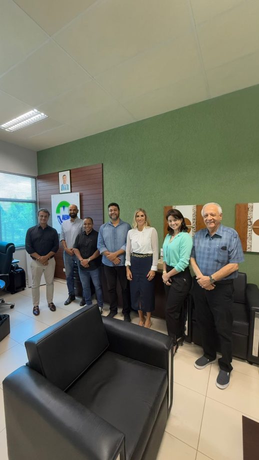 Equipe da SEDECT vai à Campo Grande para impulsionar projetos de desenvolvimento de Três Lagoas Equipe da SEDECT vai à Campo Grande para impulsionar projetos de desenvolvimento de Três Lagoas
