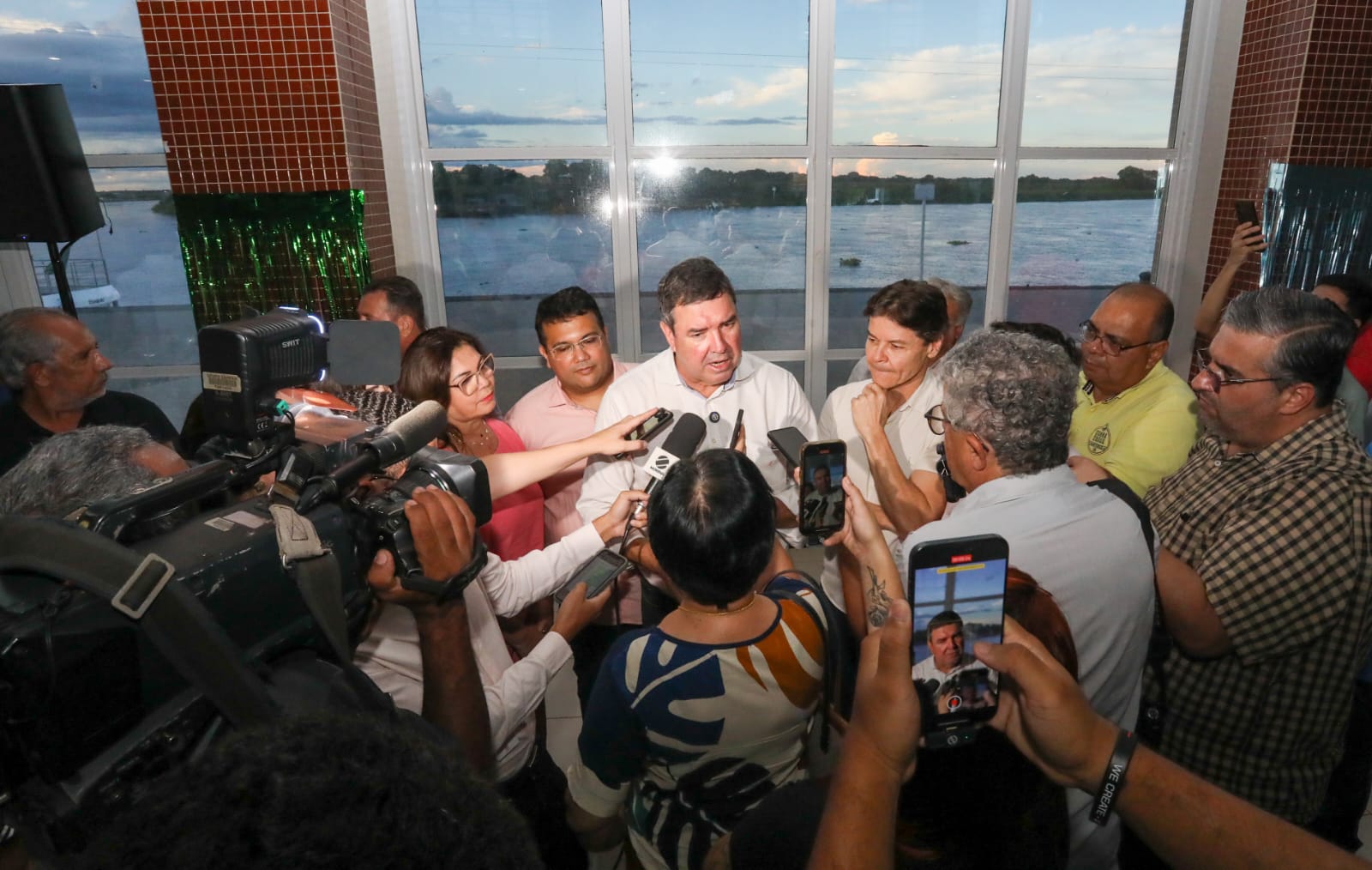 Investimentos de R$ 76 milhões do Governo do MS ampliam estrutura e desenvolvimento da região do Pantanal Investimentos de R$ 76 milhões do Governo do MS ampliam estrutura e desenvolvimento da região do Pantanal