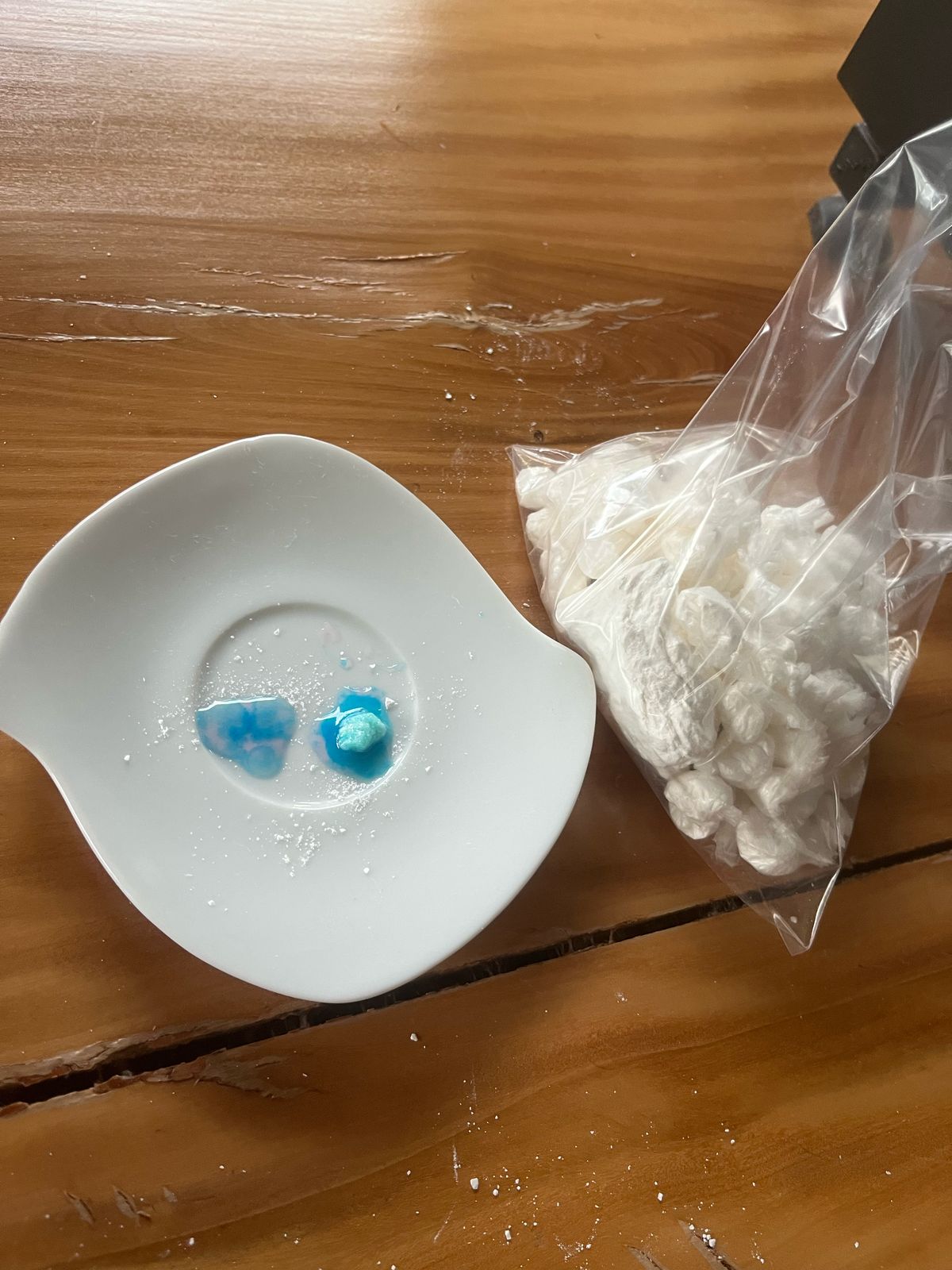 Polícia Civil fecha boca de fumo e prende mulher por tráfico de drogas, associação para o tráfico e corrupção de menores em Tacuru Polícia Civil fecha boca de fumo e prende mulher por tráfico de drogas, associação para o tráfico e corrupção de menores em Tacuru