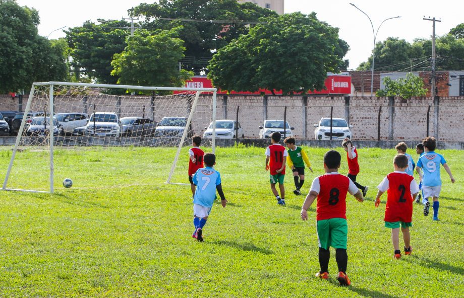 Campeonato Municipal de Futebol de Base 2025 começa com muita emoção e gols