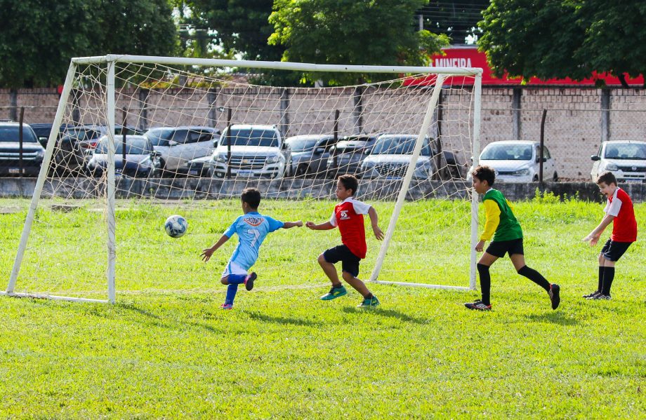 Campeonato Municipal de Futebol de Base 2025 começa com muita emoção e gols