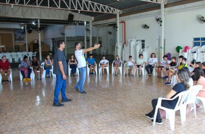 Prefeitura leva oficina ambiental à catequese da Paróquia Nossa Senhora Aparecida