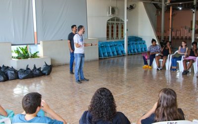 Prefeitura leva oficina ambiental à catequese da Paróquia Nossa Senhora Aparecida