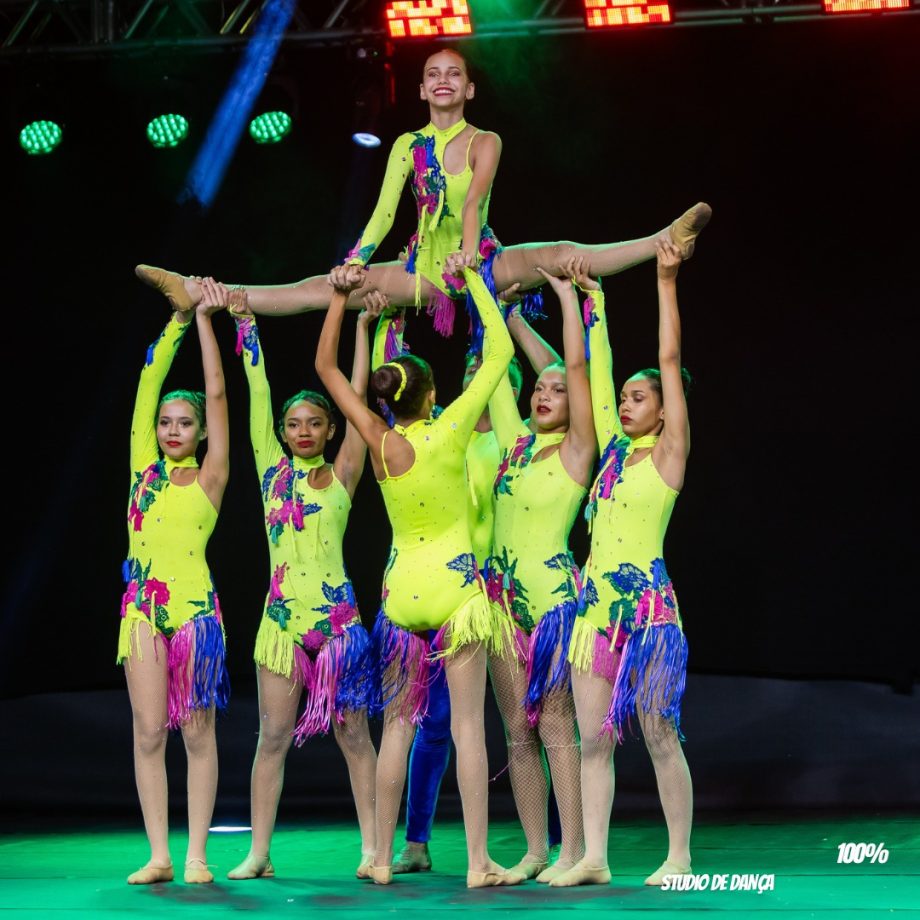 Três Lagoas se destaca em festival de dança com vários troféus e talentos locais Três Lagoas se destaca em festival de dança com vários troféus e talentos locais