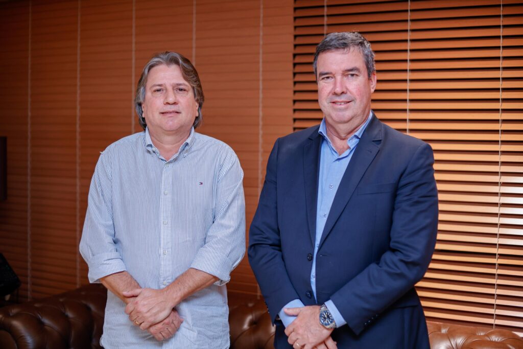 Governador sanciona lei de Caravina e oficializa o “Vale da Celulose” em Mato Grosso do Sul Governador sanciona lei de Caravina e oficializa o “Vale da Celulose” em Mato Grosso do Sul