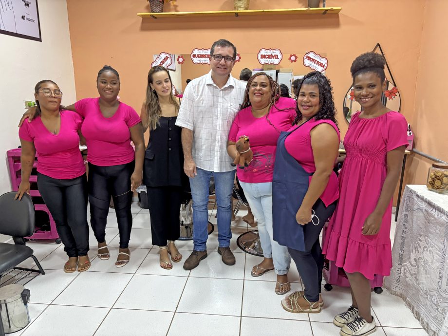 1ª Ação Comunitária do CRAS Ruth Filgueiras reúne moradores no Bairro Vila Carioca 1ª Ação Comunitária do CRAS Ruth Filgueiras reúne moradores no Bairro Vila Carioca