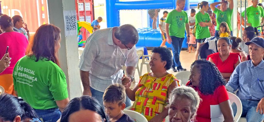 1ª Ação Comunitária do CRAS Ruth Filgueiras reúne moradores no Bairro Vila Carioca 1ª Ação Comunitária do CRAS Ruth Filgueiras reúne moradores no Bairro Vila Carioca