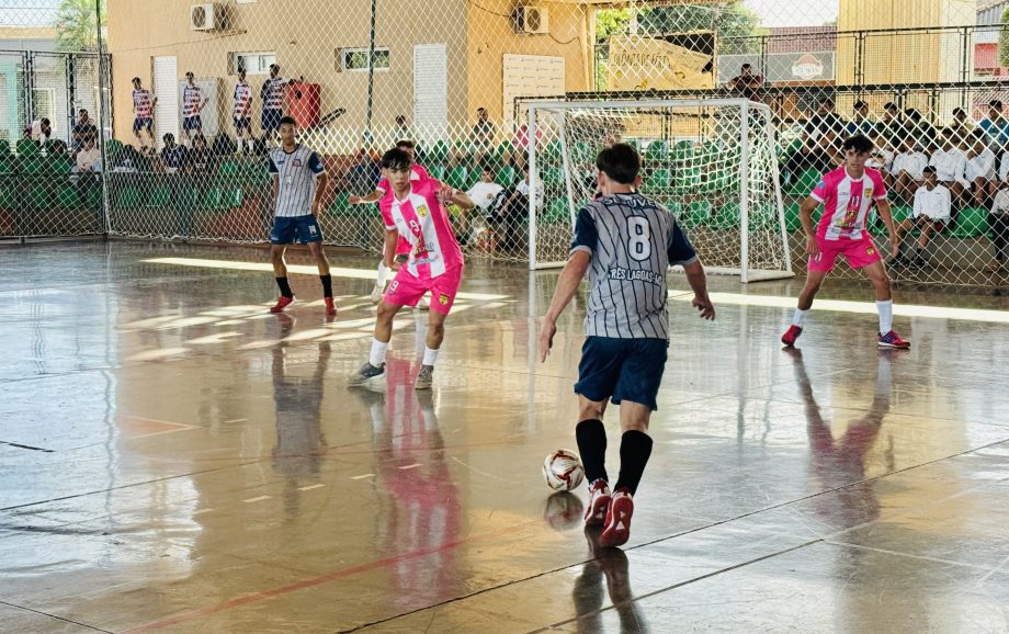 Começam as disputas do vôlei e futsal dos Jogos Escolares da Juventude de Mato Grosso do Sul Começam as disputas do vôlei e futsal dos Jogos Escolares da Juventude de Mato Grosso do Sul