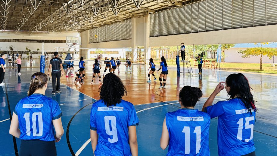 Começam as disputas do vôlei e futsal dos Jogos Escolares da Juventude de Mato Grosso do Sul Começam as disputas do vôlei e futsal dos Jogos Escolares da Juventude de Mato Grosso do Sul