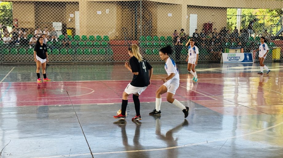 Começam as disputas do vôlei e futsal dos Jogos Escolares da Juventude de Mato Grosso do Sul Começam as disputas do vôlei e futsal dos Jogos Escolares da Juventude de Mato Grosso do Sul