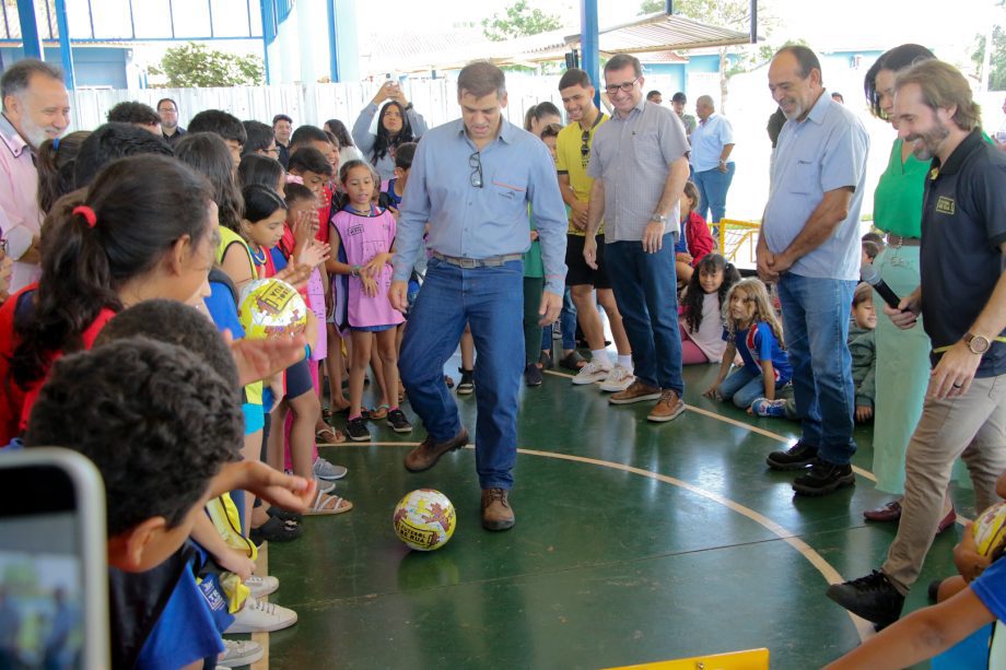 Três Lagoas lança o Projeto “Futebol de Rua” em Escolas Municipais