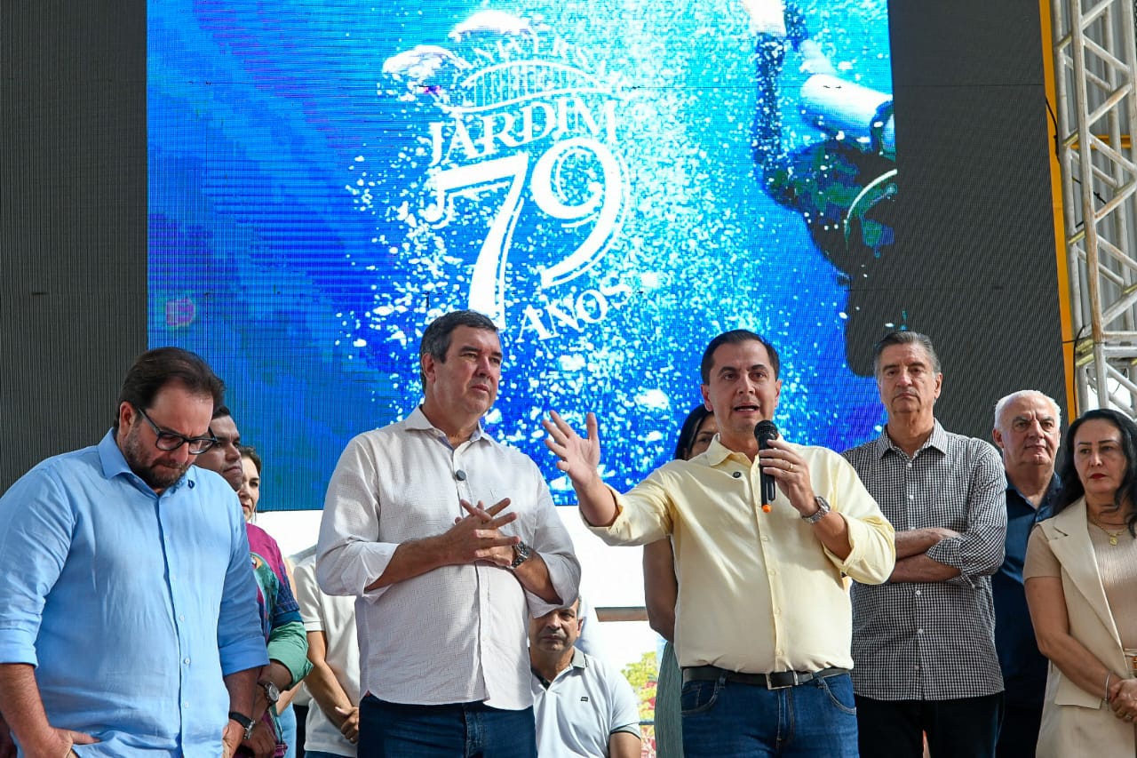 Na comemoração dos 79 anos de Jardim, Governo de MS reforça parceria e faz entregas para educação Na comemoração dos 79 anos de Jardim, Governo de MS reforça parceria e faz entregas para educação