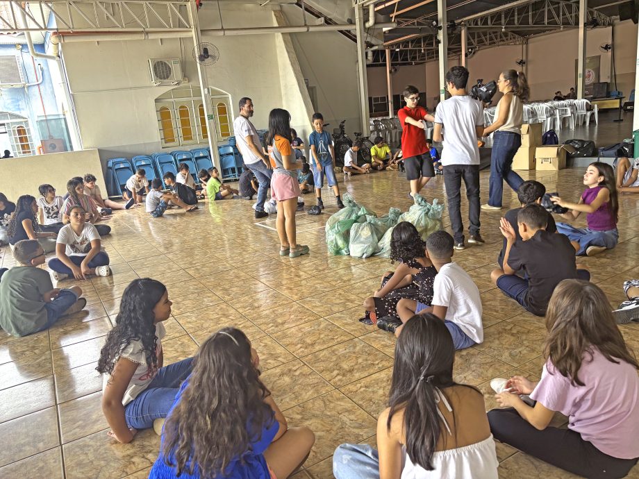 Prefeitura realiza nova oficina ambiental para crianças da catequese da Paróquia Nossa Senhora Aparecida Prefeitura realiza nova oficina ambiental para crianças da catequese da Paróquia Nossa Senhora Aparecida