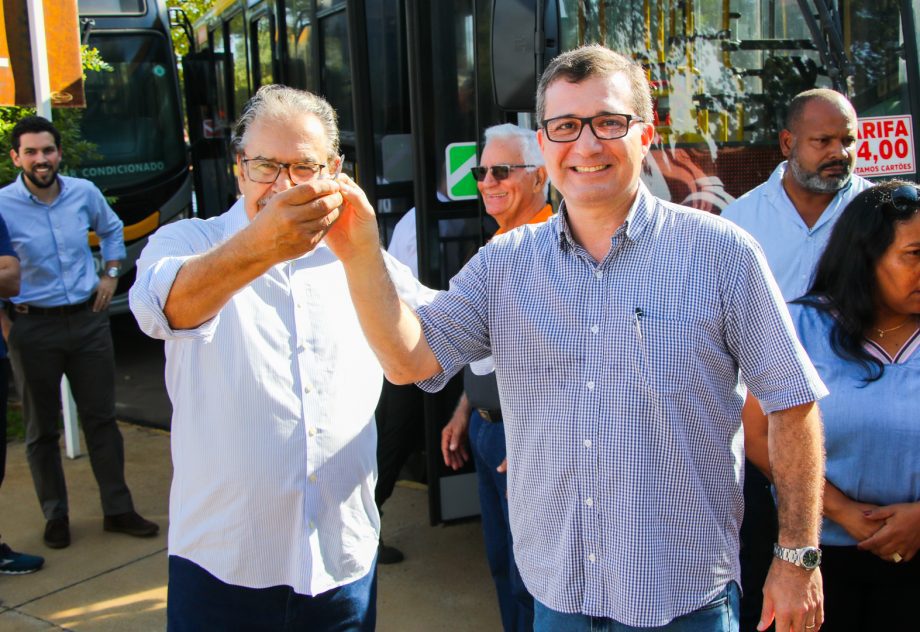 Ônibus com Wi-Fi e ar-condicionado já circulam em Três Lagoas; uso será gratuito até 10 de maio Ônibus com Wi-Fi e ar-condicionado já circulam em Três Lagoas; uso será gratuito até 10 de maio