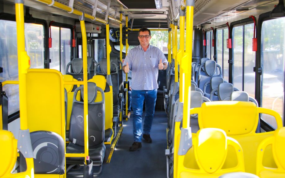 Ônibus com Wi-Fi e ar-condicionado já circulam em Três Lagoas; uso será gratuito até 10 de maio Ônibus com Wi-Fi e ar-condicionado já circulam em Três Lagoas; uso será gratuito até 10 de maio