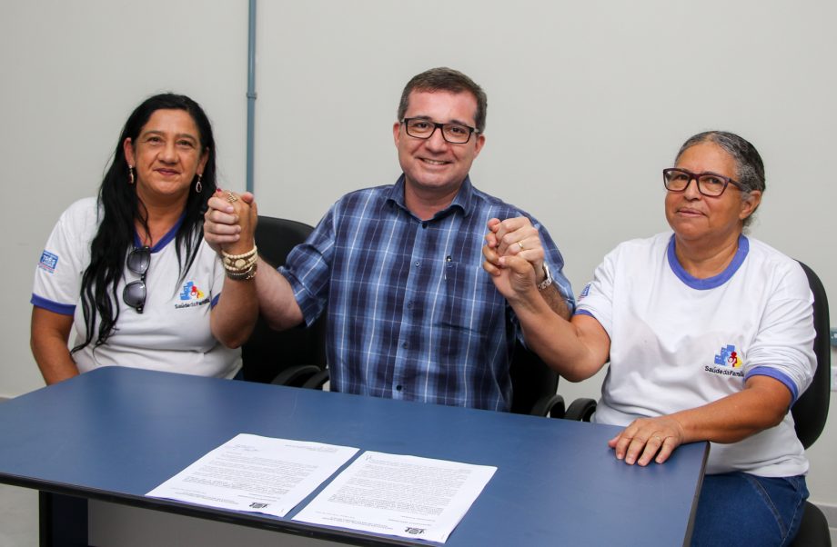 Prefeitura e Câmara aprovam reivindicação histórica em cargos de servidores