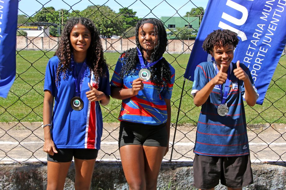 Escola Dom Aquino e Colégio Sesi dominam o atletismo nos Jogos Escolares Três-lagoenses 2025 Escola Dom Aquino e Colégio Sesi dominam o atletismo nos Jogos Escolares Três-lagoenses 2025