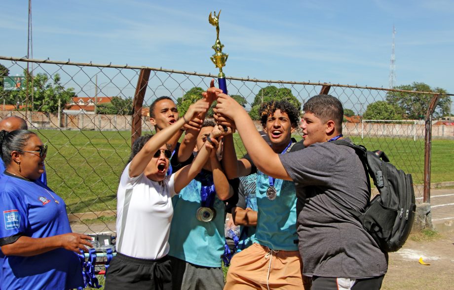 Escola Dom Aquino e Colégio Sesi dominam o atletismo nos Jogos Escolares Três-lagoenses 2025 Escola Dom Aquino e Colégio Sesi dominam o atletismo nos Jogos Escolares Três-lagoenses 2025