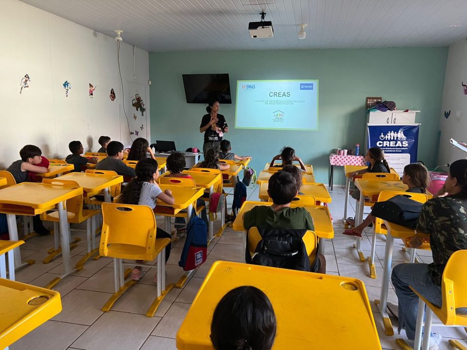 Assistência Social inicia Campanha “Faça Bonito” com palestras educativas Assistência Social inicia Campanha “Faça Bonito” com palestras educativas