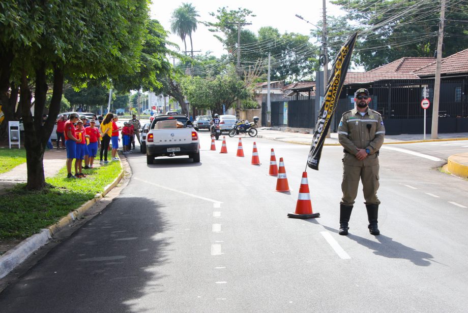 Prefeitura de Três Lagoas inicia o Maio Amarelo com cerimônia na Feira Central e várias ações educativas Prefeitura de Três Lagoas inicia o Maio Amarelo com cerimônia na Feira Central e várias ações educativas