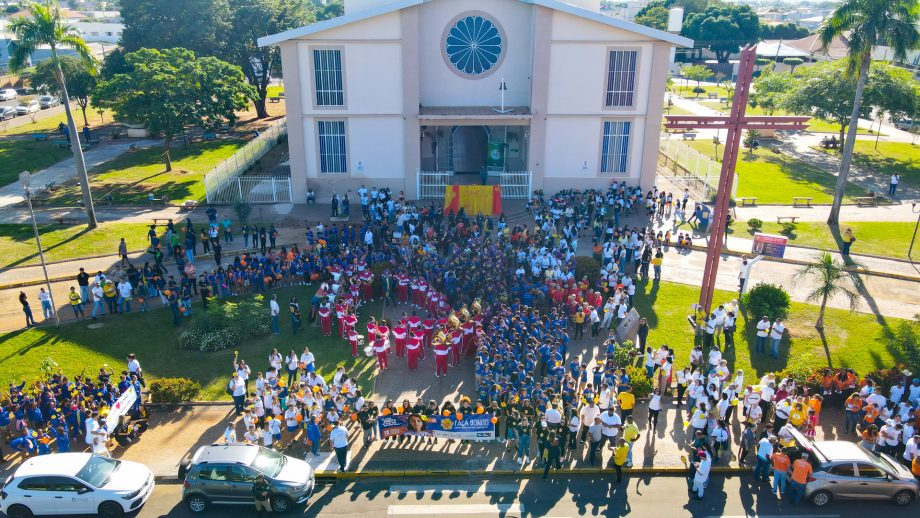 SMAS realiza caminhada marcante em alusão a Campanha “Faça Bonito” SMAS realiza caminhada marcante em alusão a Campanha “Faça Bonito”