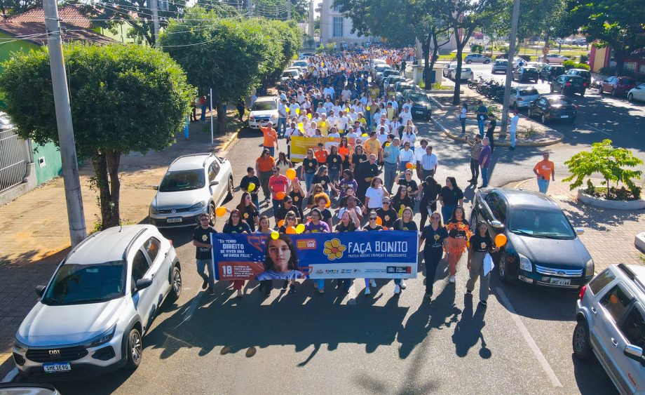 SMAS realiza caminhada marcante em alusão a Campanha “Faça Bonito” SMAS realiza caminhada marcante em alusão a Campanha “Faça Bonito”