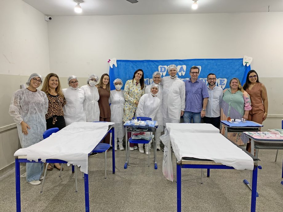 SMS realiza 1ª ação de Educação em Saúde Bucal na Escola Ramez Tebet SMS realiza 1ª ação de Educação em Saúde Bucal na Escola Ramez Tebet