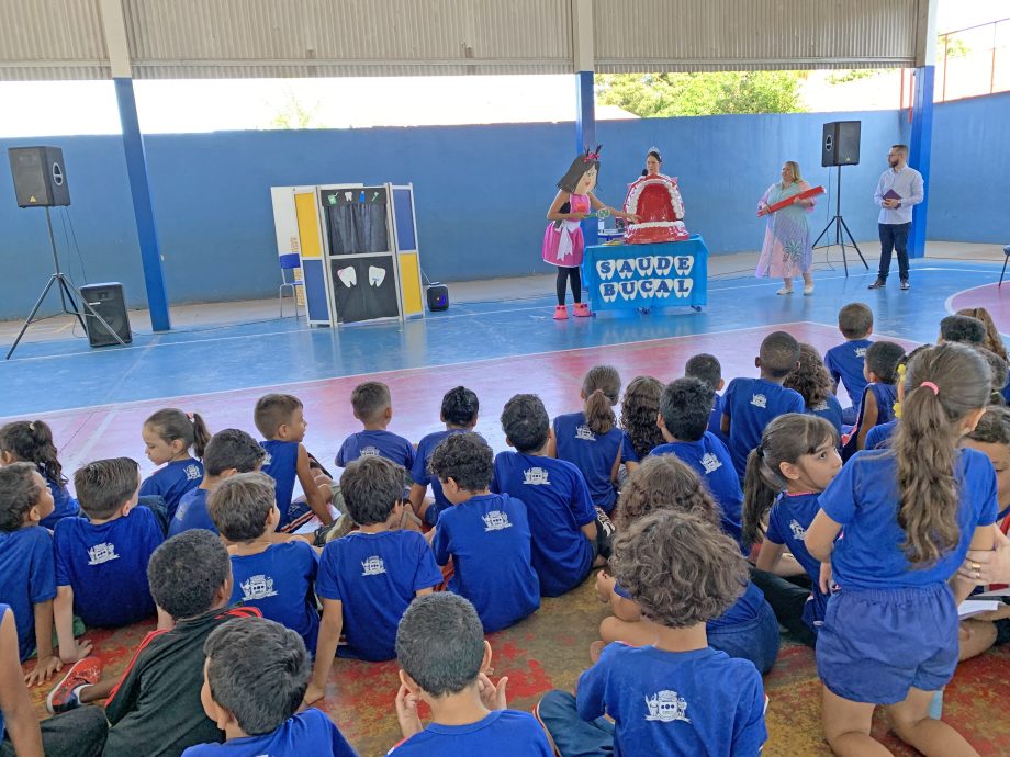 SMS realiza 1ª ação de Educação em Saúde Bucal na Escola Ramez Tebet SMS realiza 1ª ação de Educação em Saúde Bucal na Escola Ramez Tebet