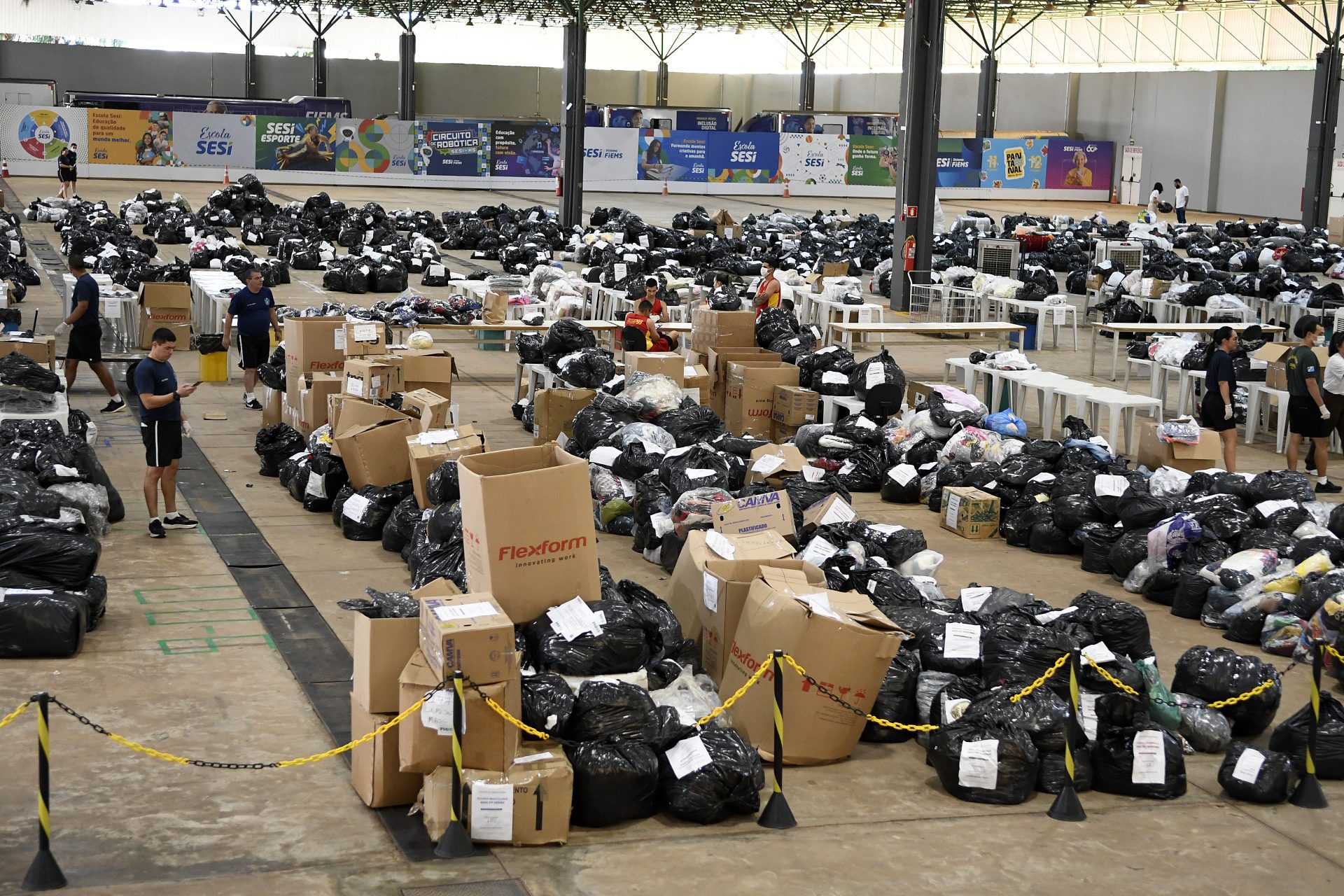 Seu Abraço Aquece: com apoio de servidores e parceiros campanha arrecada mais de 161,8 mil peças Seu Abraço Aquece: com apoio de servidores e parceiros campanha arrecada mais de 161,8 mil peças