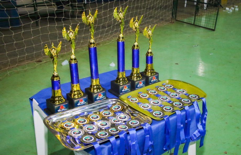Luloca e Sesc são os campeões dos Jogos Escolares Três-lagoenses sub-14 Luloca e Sesc são os campeões dos Jogos Escolares Três-lagoenses sub-14