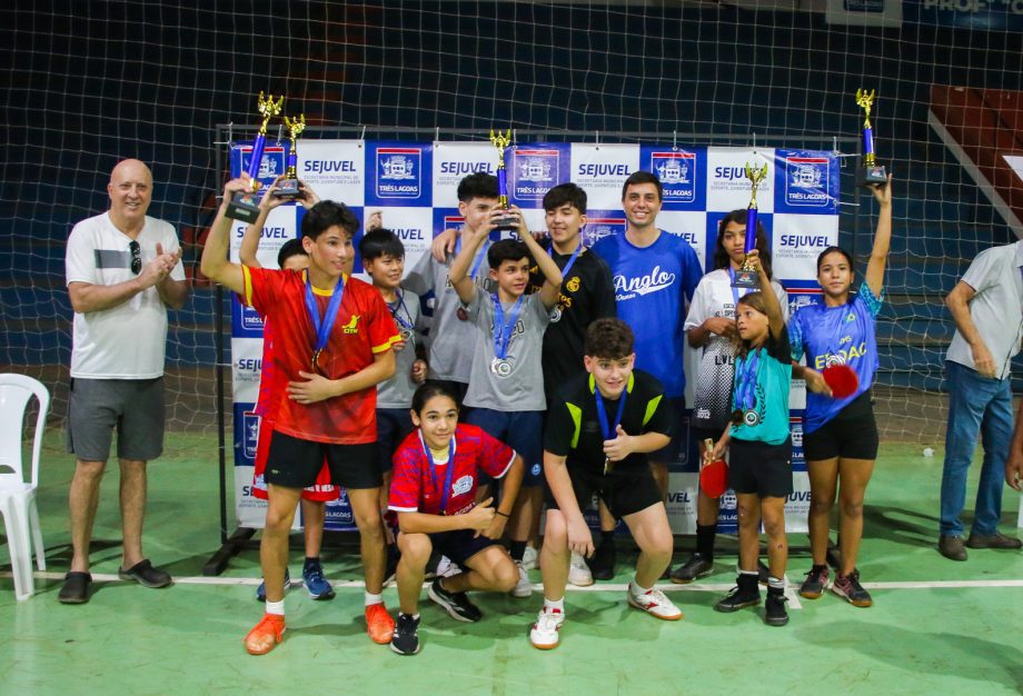 Luloca e Sesc são os campeões dos Jogos Escolares Três-lagoenses sub-14 Luloca e Sesc são os campeões dos Jogos Escolares Três-lagoenses sub-14