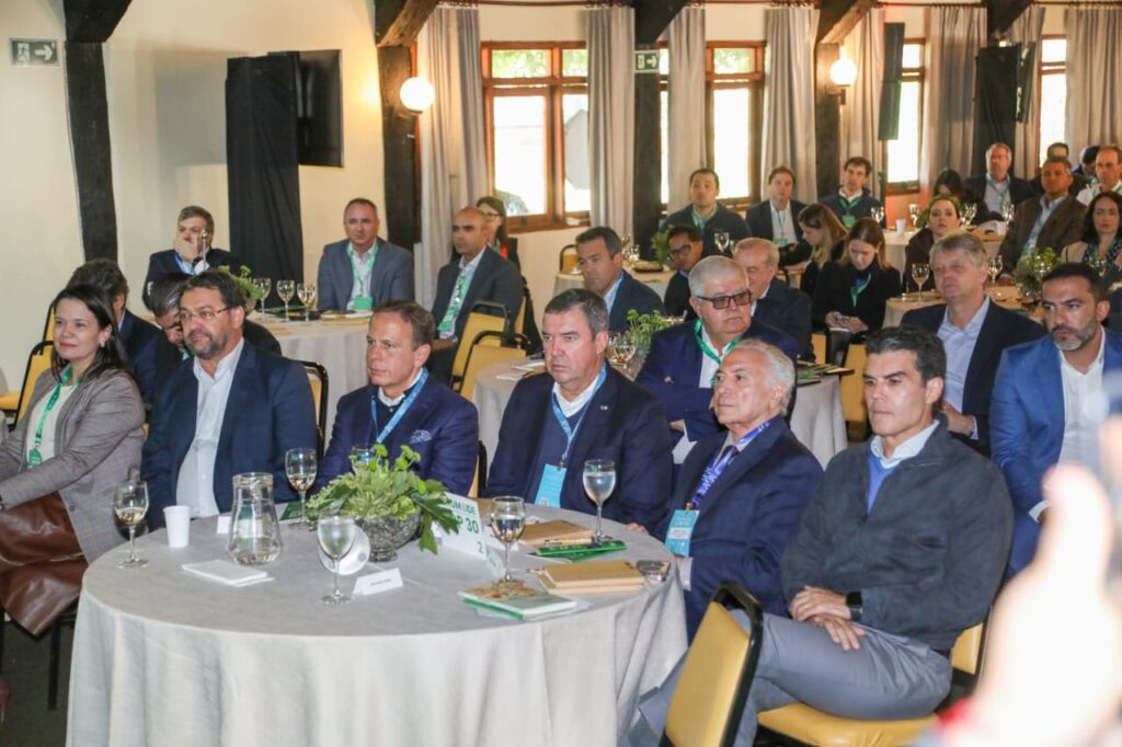 Desenvolvimento e sustentabilidade: MS é destaque e exemplo no Fórum LIDE COP 30 Desenvolvimento e sustentabilidade: MS é destaque e exemplo no Fórum LIDE COP 30