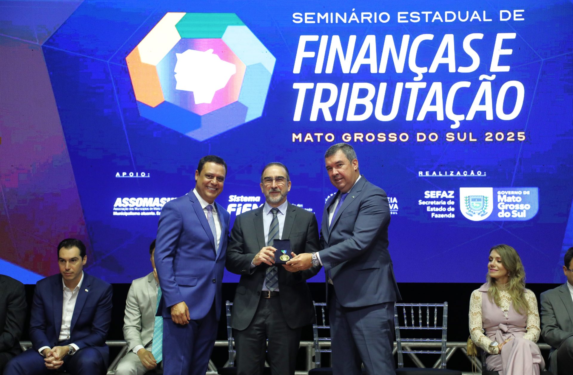 Governo de MS promove debate sobre finanças e impactos da reforma tributária no Estado Governo de MS promove debate sobre finanças e impactos da reforma tributária no Estado