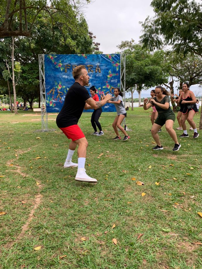 Projeto "A Rua é Nossa" acontece neste domingo com aulão de Flashback do Studio Pamela Dourado Projeto "A Rua é Nossa" acontece neste domingo com aulão de Flashback do Studio Pamela Dourado