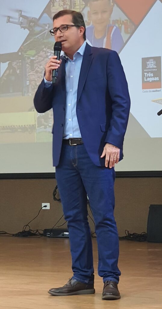 Prefeito Cassiano Maia divulga balanço dos primeiros 120 dias de gestão a frente da Prefeitura de Três Lagoas Prefeito Cassiano Maia divulga balanço dos primeiros 120 dias de gestão a frente da Prefeitura de Três Lagoas