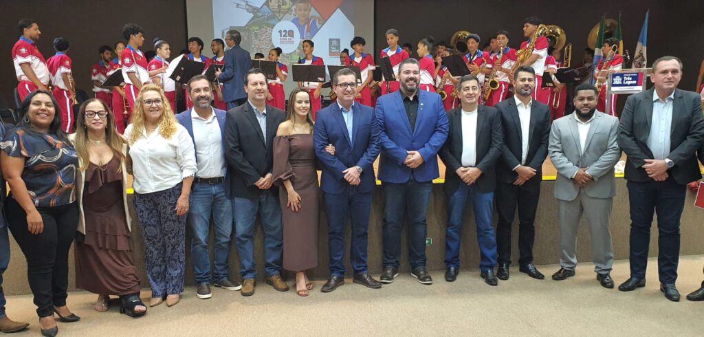 Prefeito Cassiano Maia divulga balanço dos primeiros 120 dias de gestão a frente da Prefeitura de Três Lagoas Prefeito Cassiano Maia divulga balanço dos primeiros 120 dias de gestão a frente da Prefeitura de Três Lagoas