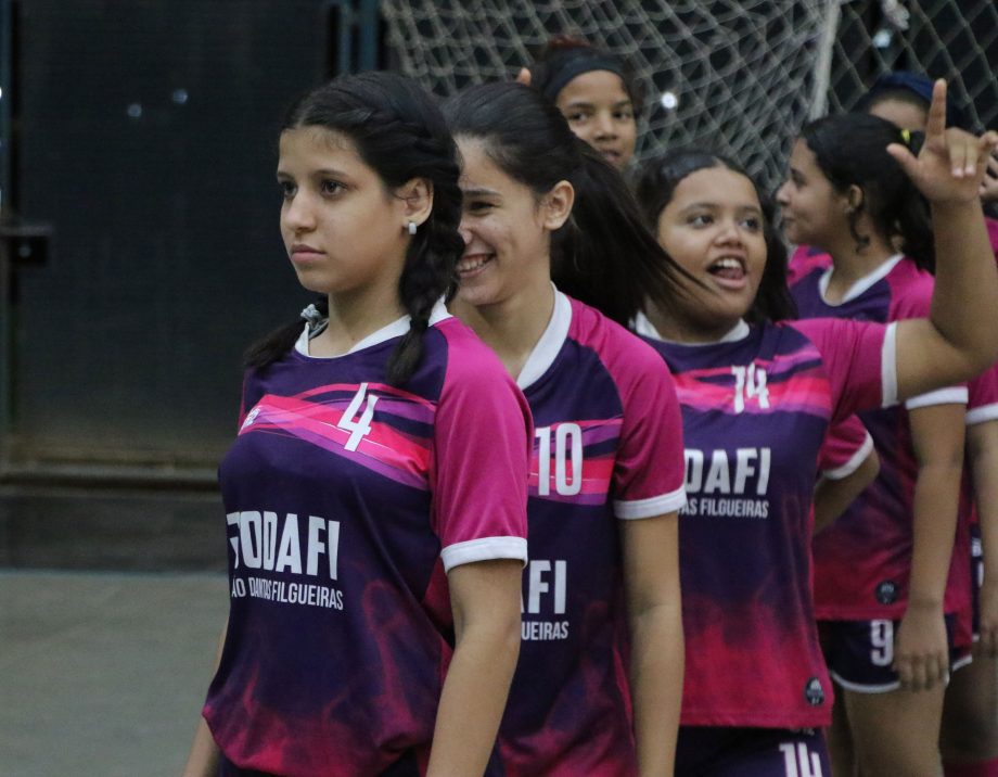 LULOCA e Anglo vencem as finais do futsal Sub-14 dos Jogos Escolares Três-Lagoenses LULOCA e Anglo vencem as finais do futsal Sub-14 dos Jogos Escolares Três-Lagoenses