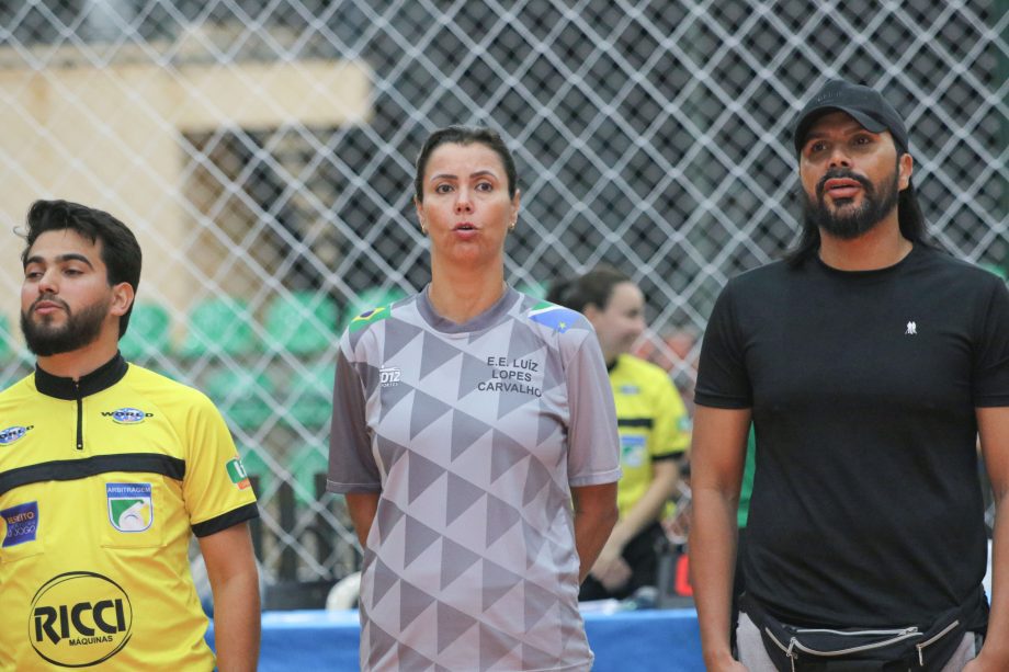LULOCA e Anglo vencem as finais do futsal Sub-14 dos Jogos Escolares Três-Lagoenses LULOCA e Anglo vencem as finais do futsal Sub-14 dos Jogos Escolares Três-Lagoenses