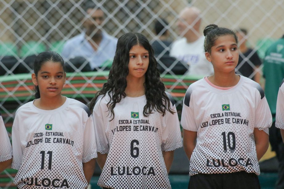 LULOCA e Anglo vencem as finais do futsal Sub-14 dos Jogos Escolares Três-Lagoenses LULOCA e Anglo vencem as finais do futsal Sub-14 dos Jogos Escolares Três-Lagoenses