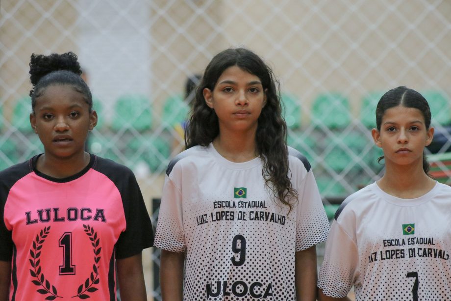 LULOCA e Anglo vencem as finais do futsal Sub-14 dos Jogos Escolares Três-Lagoenses LULOCA e Anglo vencem as finais do futsal Sub-14 dos Jogos Escolares Três-Lagoenses