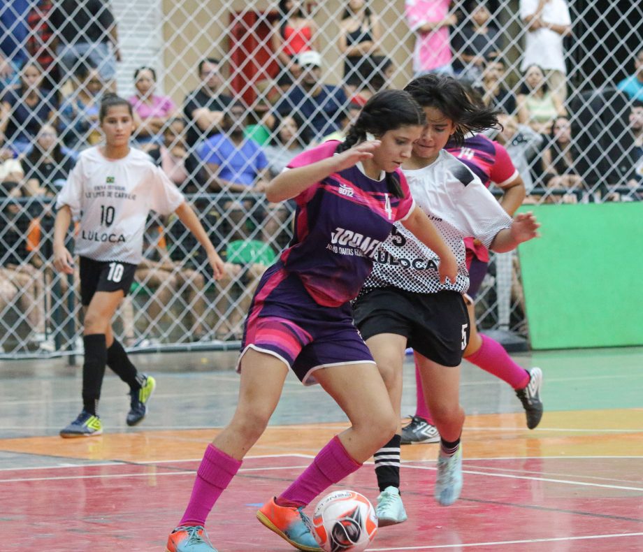 LULOCA e Anglo vencem as finais do futsal Sub-14 dos Jogos Escolares Três-Lagoenses LULOCA e Anglo vencem as finais do futsal Sub-14 dos Jogos Escolares Três-Lagoenses