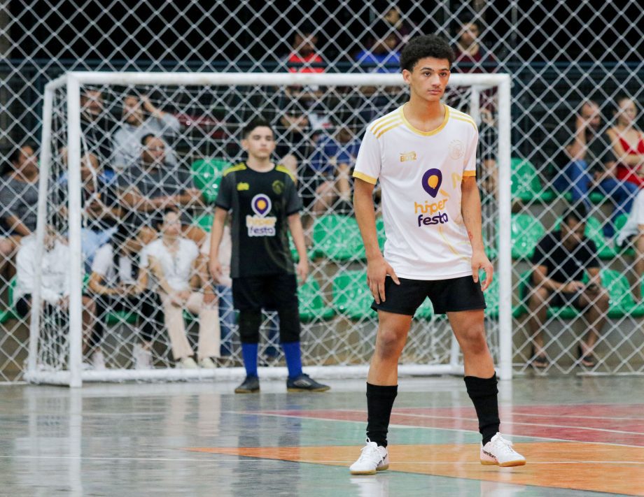 LULOCA e Anglo vencem as finais do futsal Sub-14 dos Jogos Escolares Três-Lagoenses LULOCA e Anglo vencem as finais do futsal Sub-14 dos Jogos Escolares Três-Lagoenses
