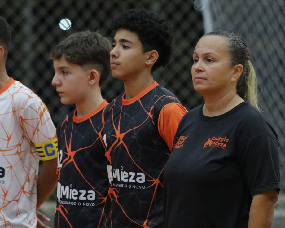 LULOCA e Anglo vencem as finais do futsal Sub-14 dos Jogos Escolares Três-Lagoenses LULOCA e Anglo vencem as finais do futsal Sub-14 dos Jogos Escolares Três-Lagoenses