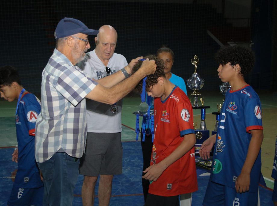 Colégios FUNLEC e LULOCA brilham no handebol Sub-14 do Jogos Escolares Três-lagoenses 2025 Colégios FUNLEC e LULOCA brilham no handebol Sub-14 do Jogos Escolares Três-lagoenses 2025