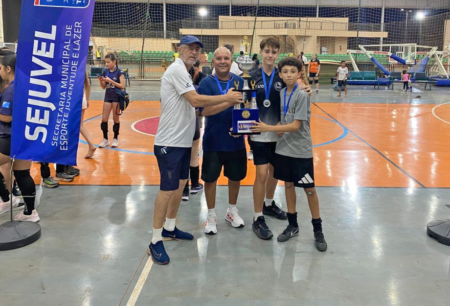 Fernando Corrêa e Colégio Anglo sãos os campeões do vôlei do JETs Sub-14 Fernando Corrêa e Colégio Anglo sãos os campeões do vôlei do JETs Sub-14