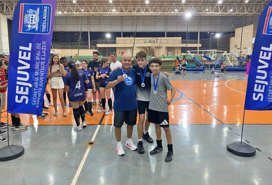 Fernando Corrêa e Colégio Anglo sãos os campeões do vôlei do JETs Sub-14 Fernando Corrêa e Colégio Anglo sãos os campeões do vôlei do JETs Sub-14