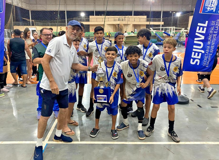 Fernando Corrêa e Colégio Anglo sãos os campeões do vôlei do JETs Sub-14 Fernando Corrêa e Colégio Anglo sãos os campeões do vôlei do JETs Sub-14