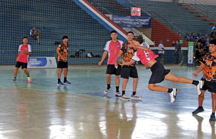Três Lagoas estreia com vitórias no 1º dia do III Bloco dos Jogos Escolares da Juventude de MS Três Lagoas estreia com vitórias no 1º dia do III Bloco dos Jogos Escolares da Juventude de MS