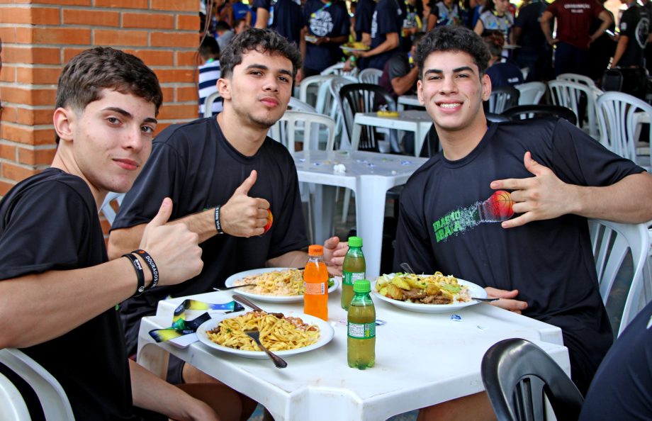 Três Lagoas estreia com vitórias no 1º dia do III Bloco dos Jogos Escolares da Juventude de MS Três Lagoas estreia com vitórias no 1º dia do III Bloco dos Jogos Escolares da Juventude de MS